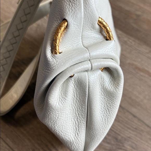 Elliott Lucca Pearly White Leather Shoulder Bag w Gold Ring Details & Hardware - Picture 4 of 8